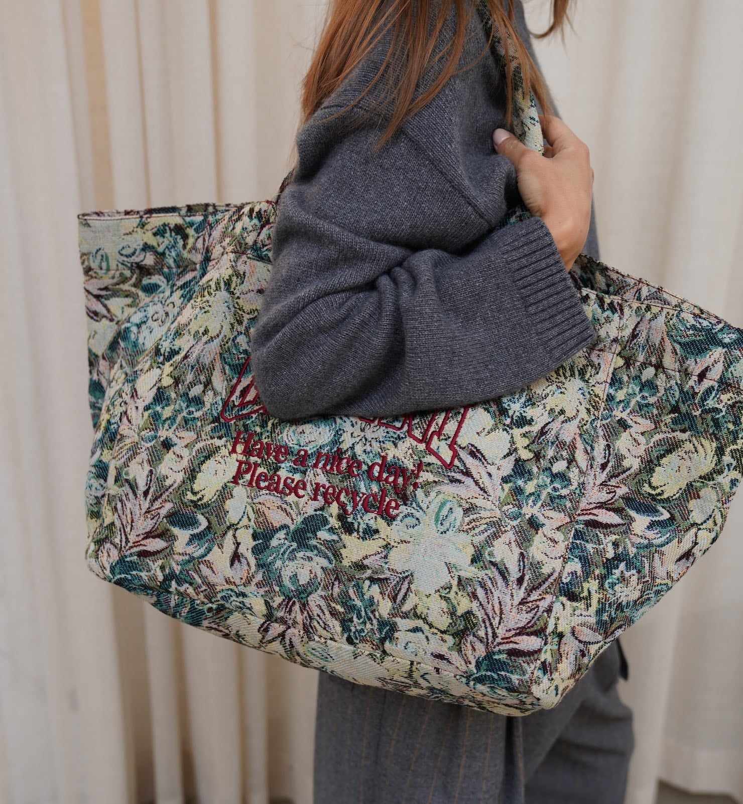 GANNI XXL Trykk Tapis Reversibel Shopper
